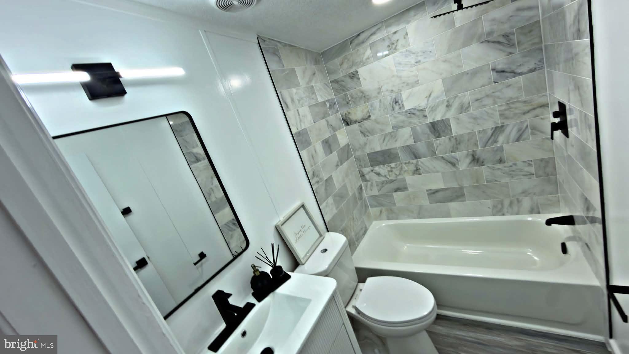 SWAN HARBOR DELL - Residential