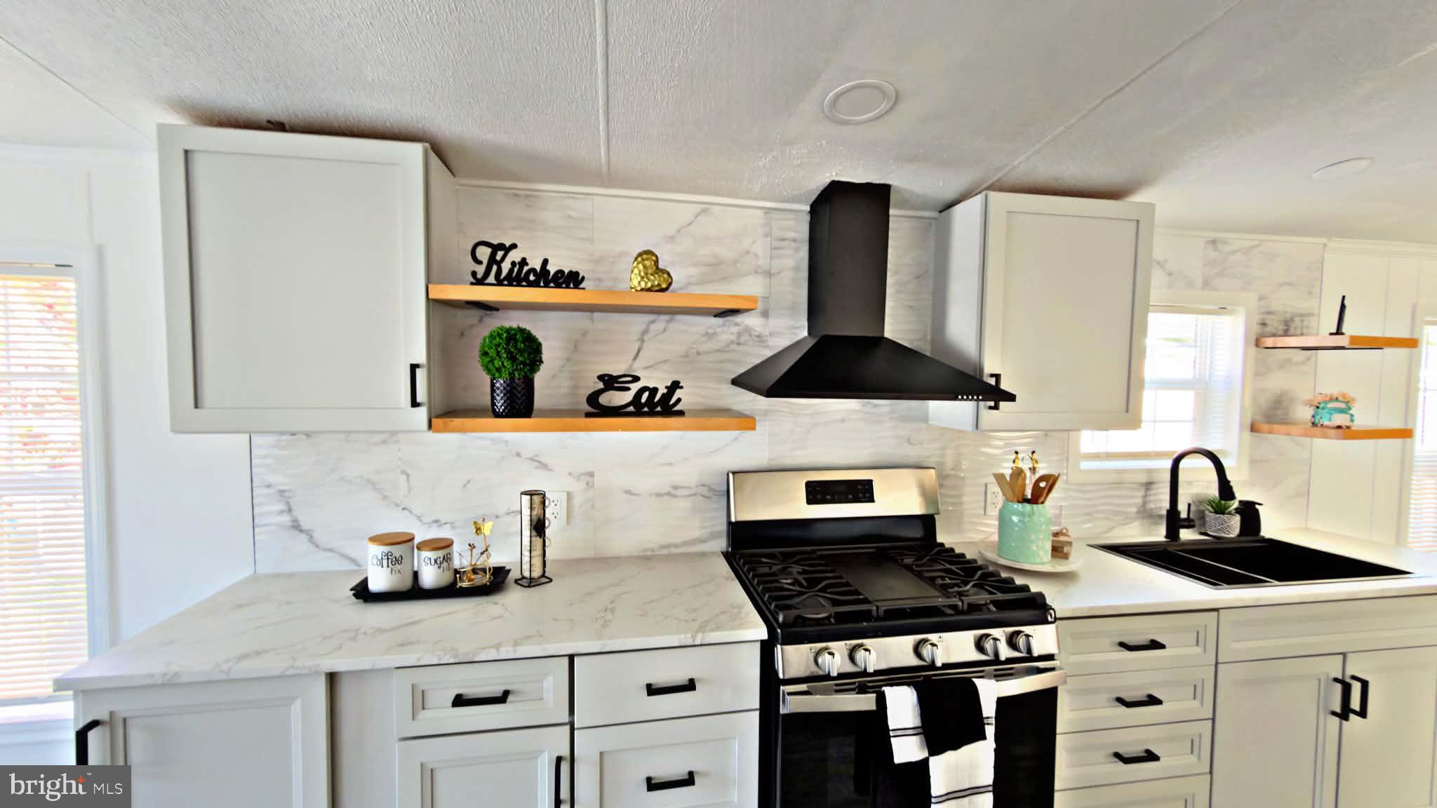 SWAN HARBOR DELL - Residential