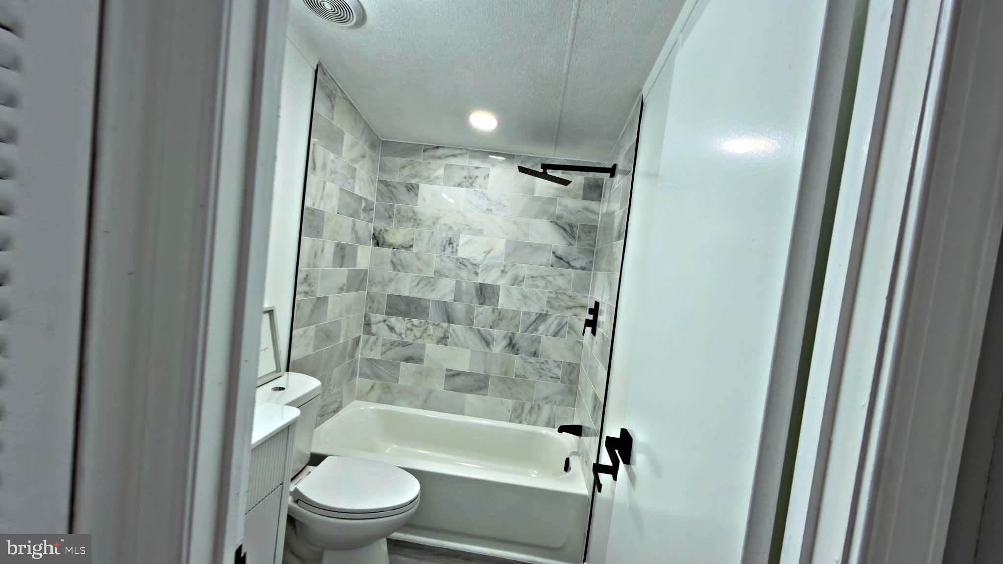 SWAN HARBOR DELL - Residential
