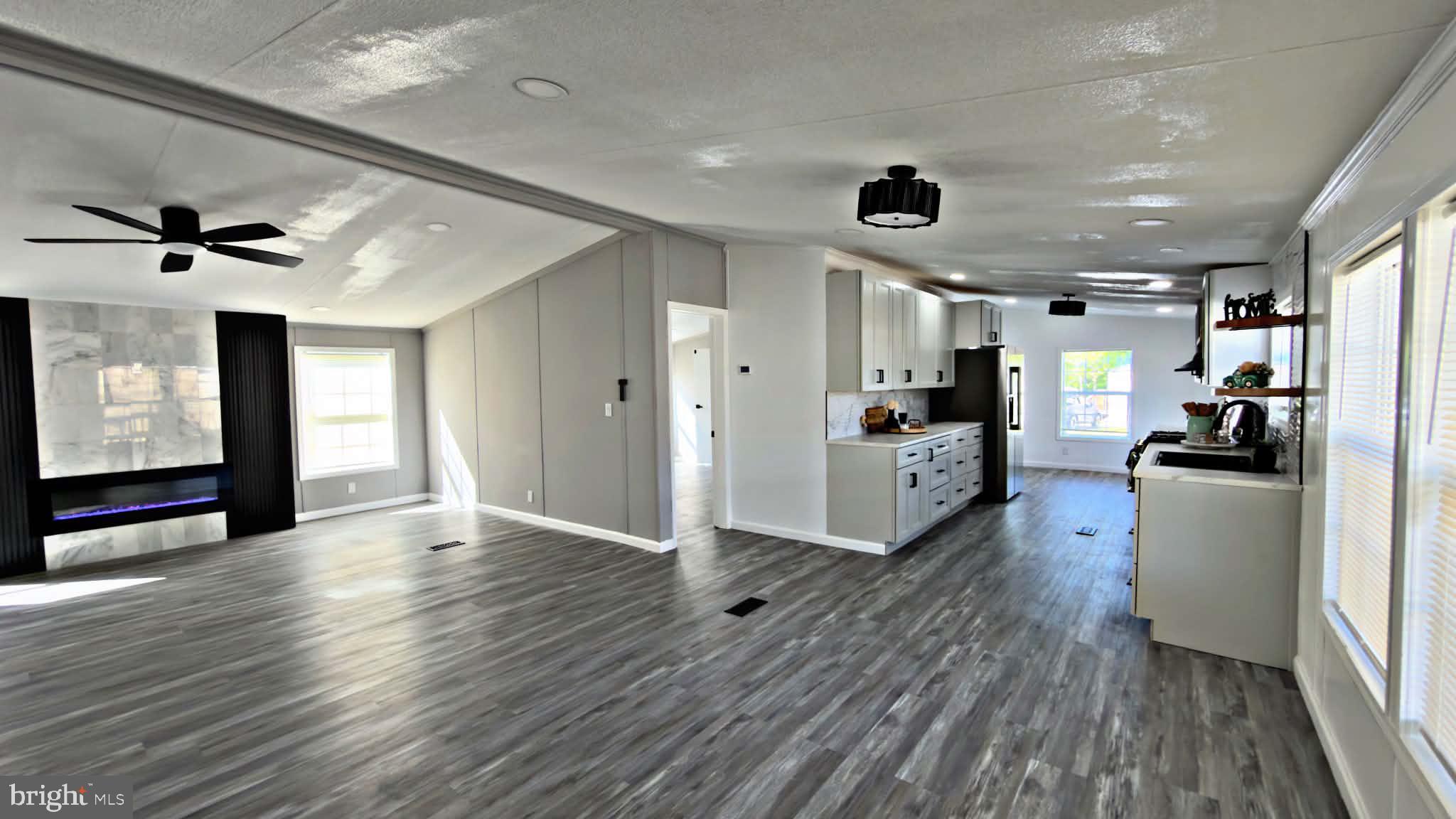 SWAN HARBOR DELL - Residential