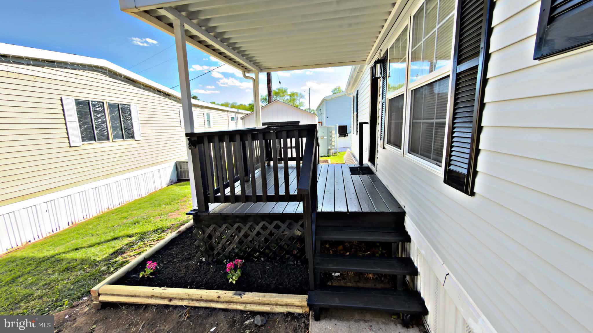 SWAN HARBOR DELL - Residential