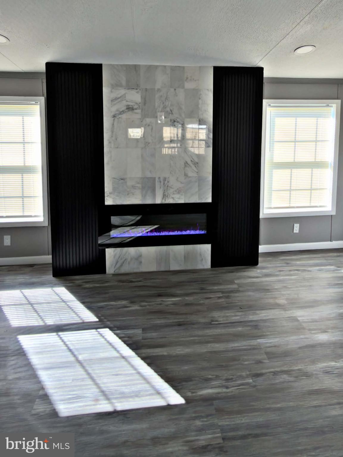 SWAN HARBOR DELL - Residential