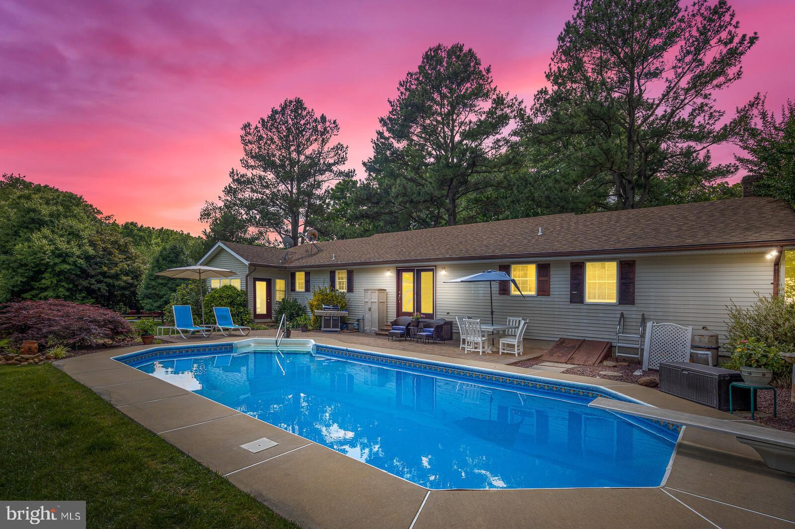 SHOREWOOD ESTATES - Residential