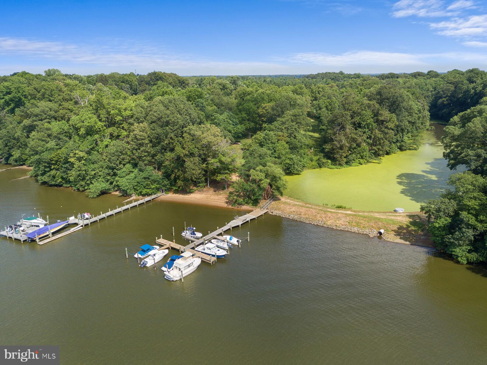 SHOREWOOD ESTATES - Residential