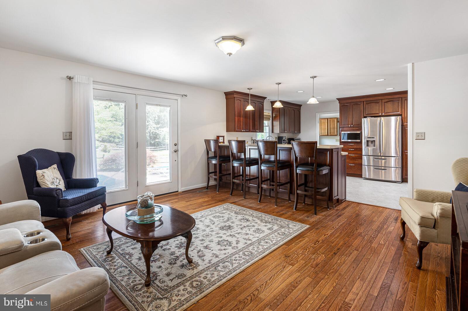 SHOREWOOD ESTATES - Residential