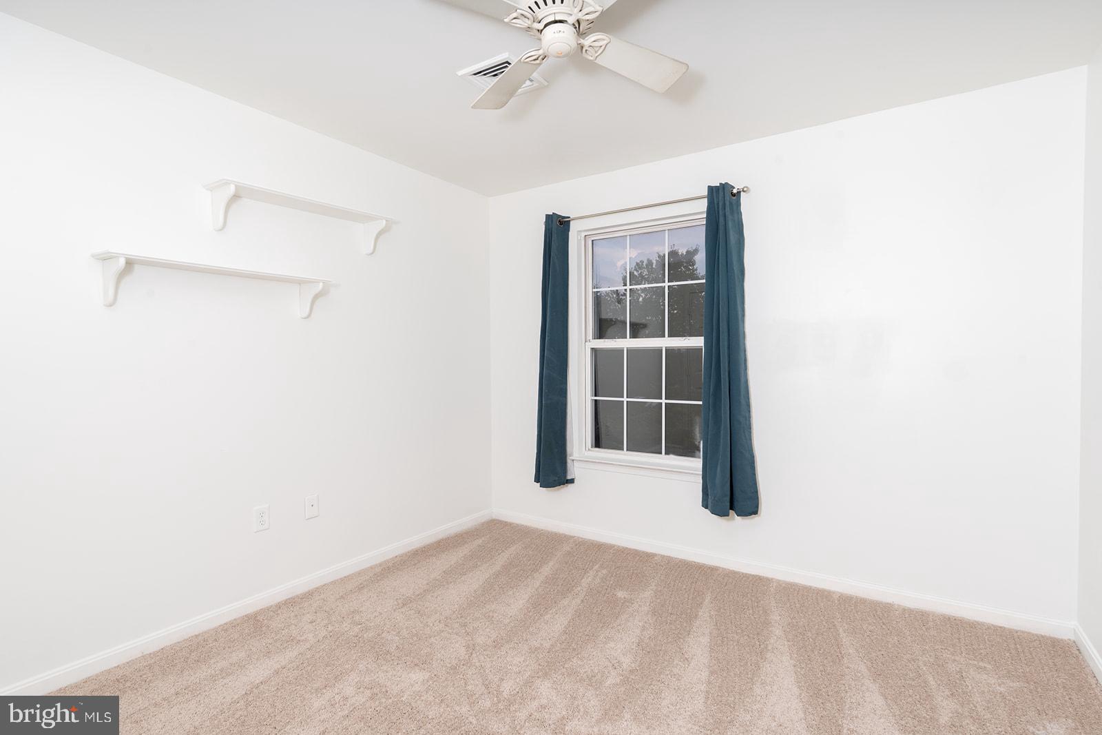 THE PINNACLE - Residential Lease