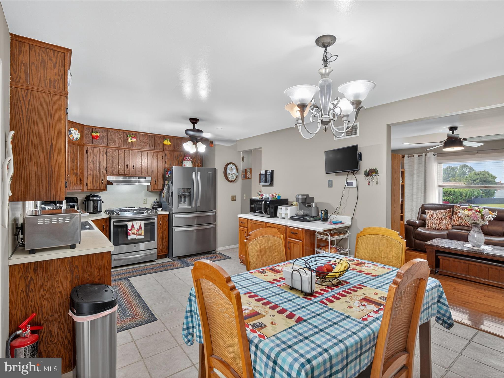 REINOEHLSVILLE - Residential