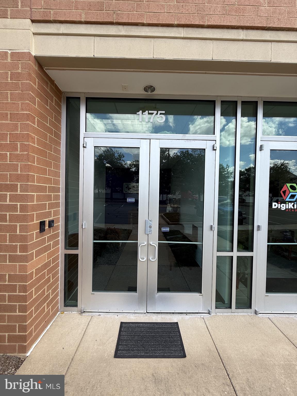 4229 LAFAYETTE CENTER DRIVE 1175