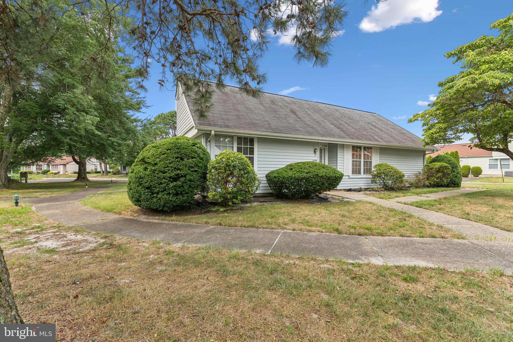 439 CHESTERFIELD COURT H