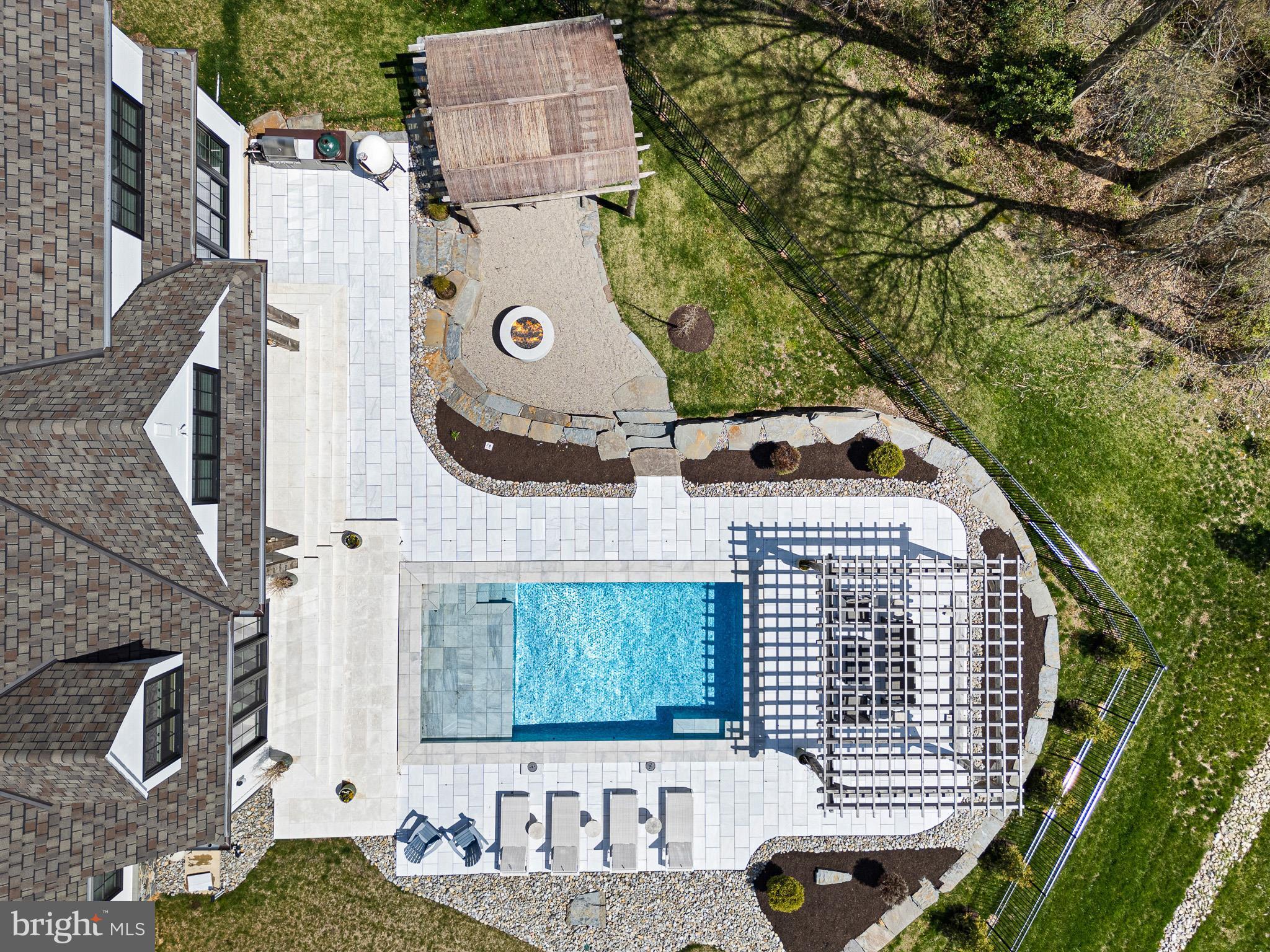 CROOKED BILLET - Residential