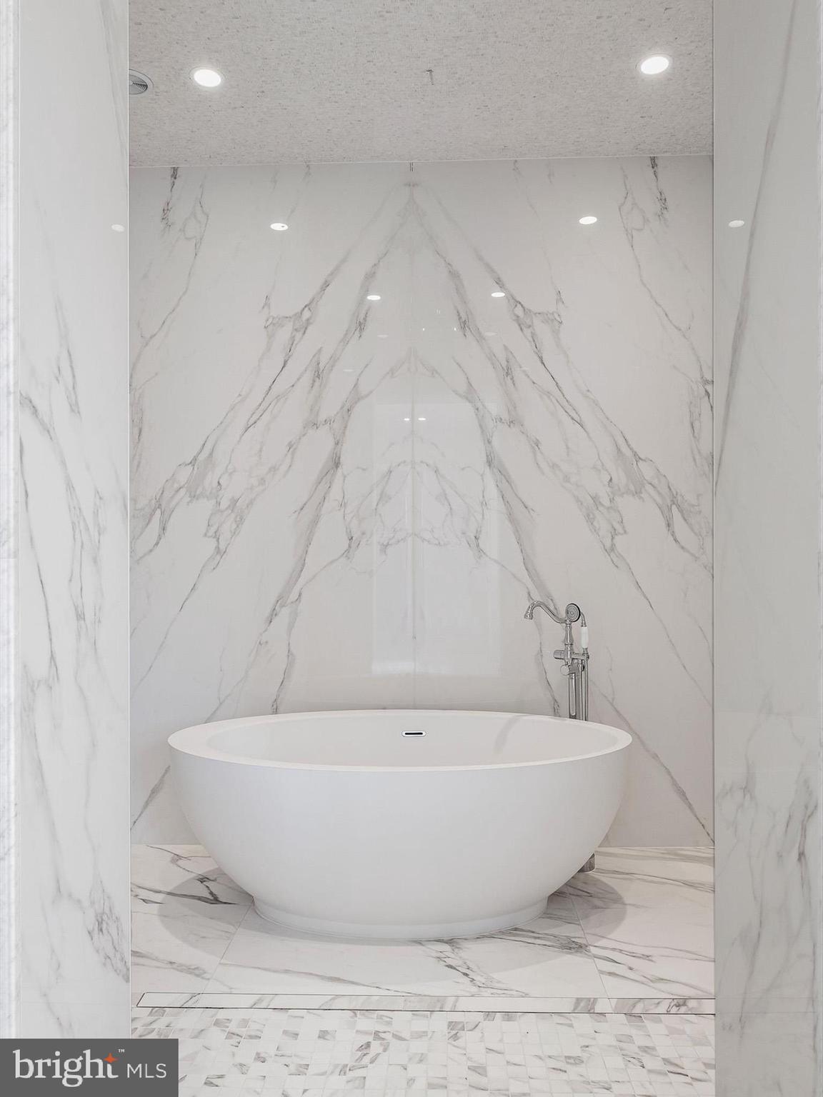 CROOKED BILLET - Residential