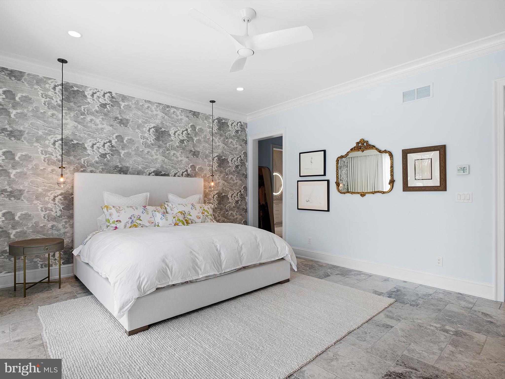 CROOKED BILLET - Residential