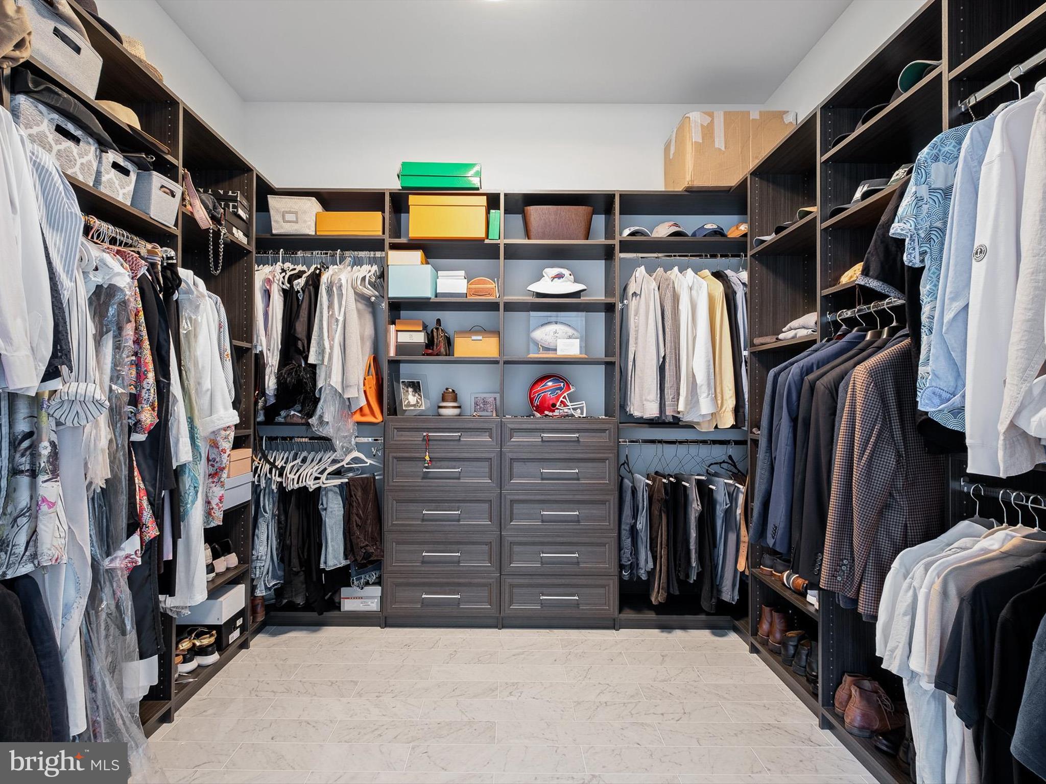 CROOKED BILLET - Residential