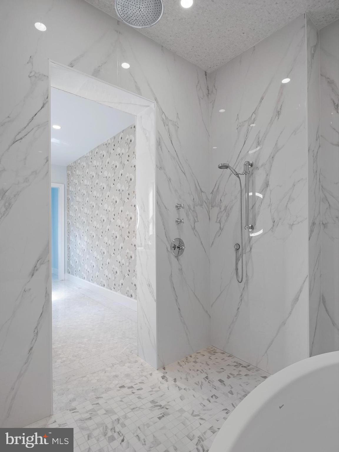 CROOKED BILLET - Residential