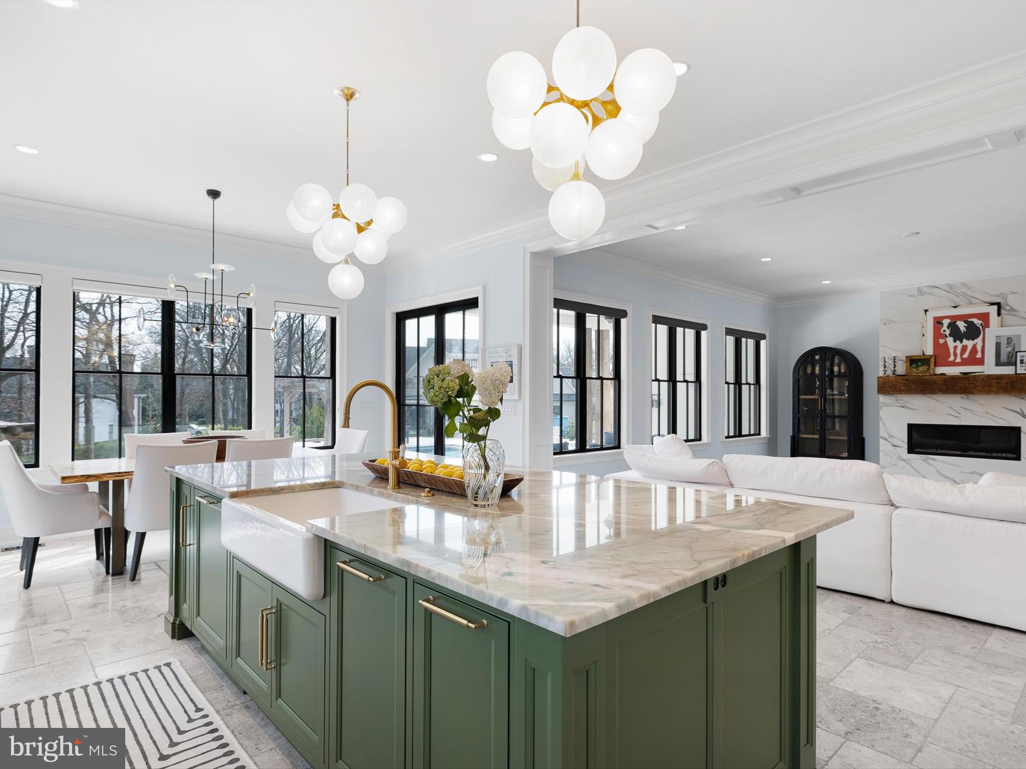 CROOKED BILLET - Residential