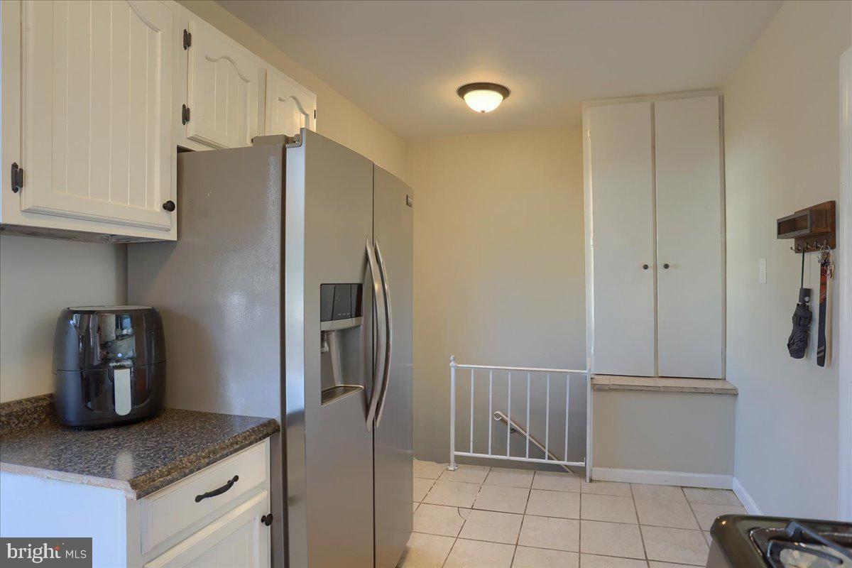 YORK COLLEGE - Residential