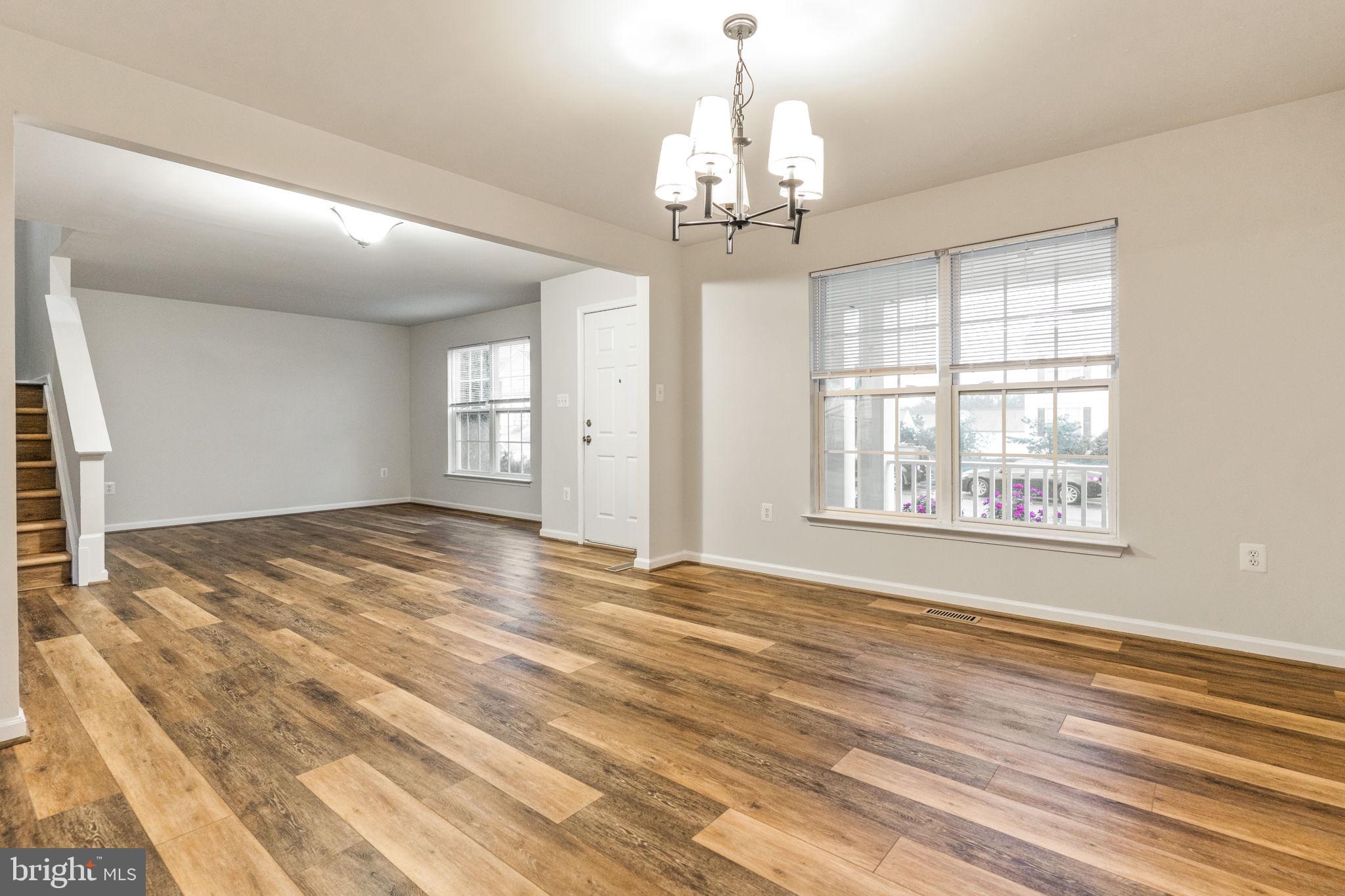 THE FALLS AT LEE'S PARKE - Residential Lease