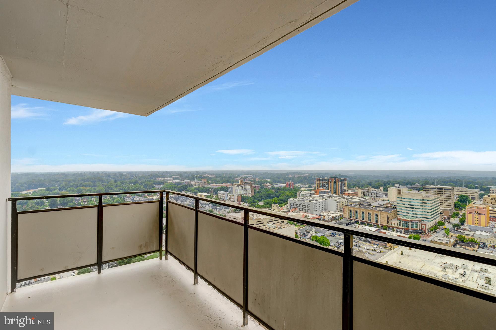 THE RIDGELY - Residential