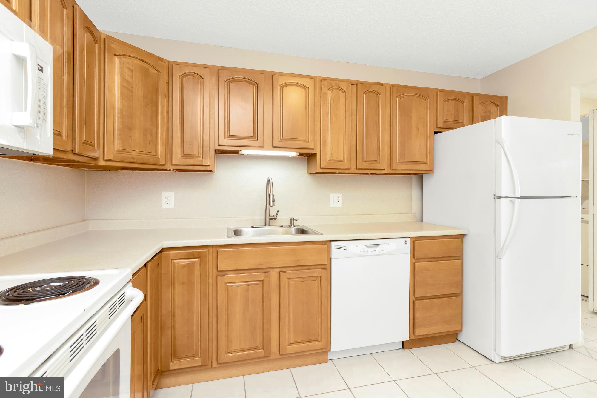 THE RIDGELY - Residential