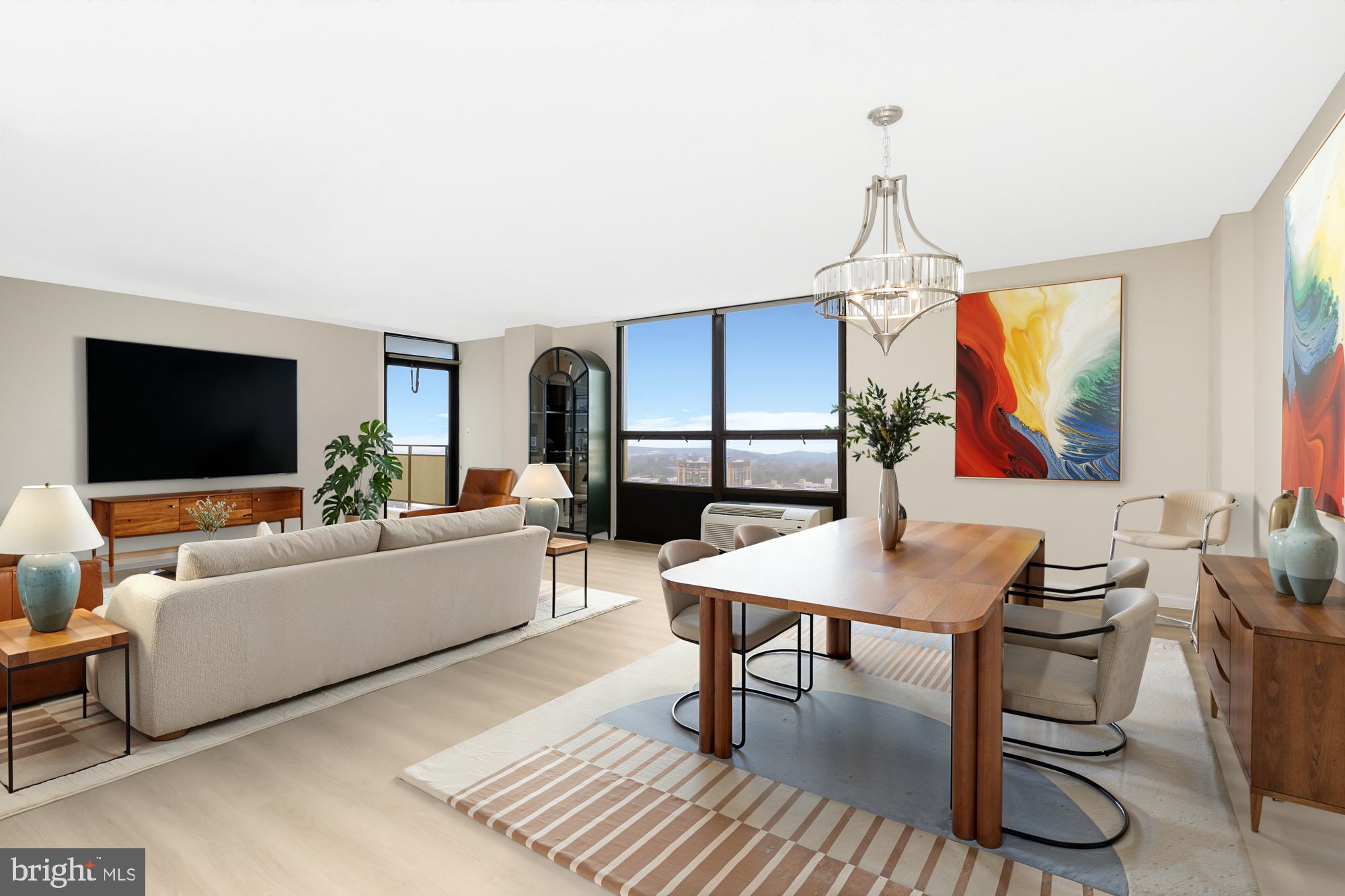 THE RIDGELY - Residential