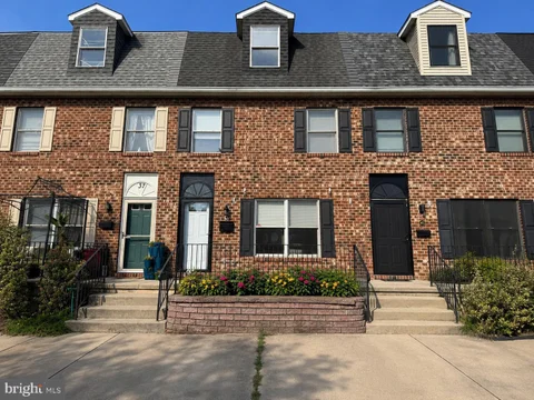 MLS: NJCD2125940