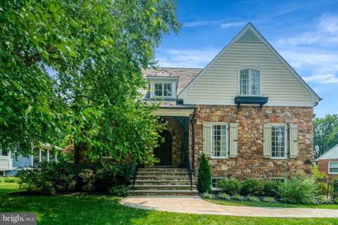 Photo of 3212 N Rochester Street, ARLINGTON, VA 22213 (MLS # VAAR2078642)