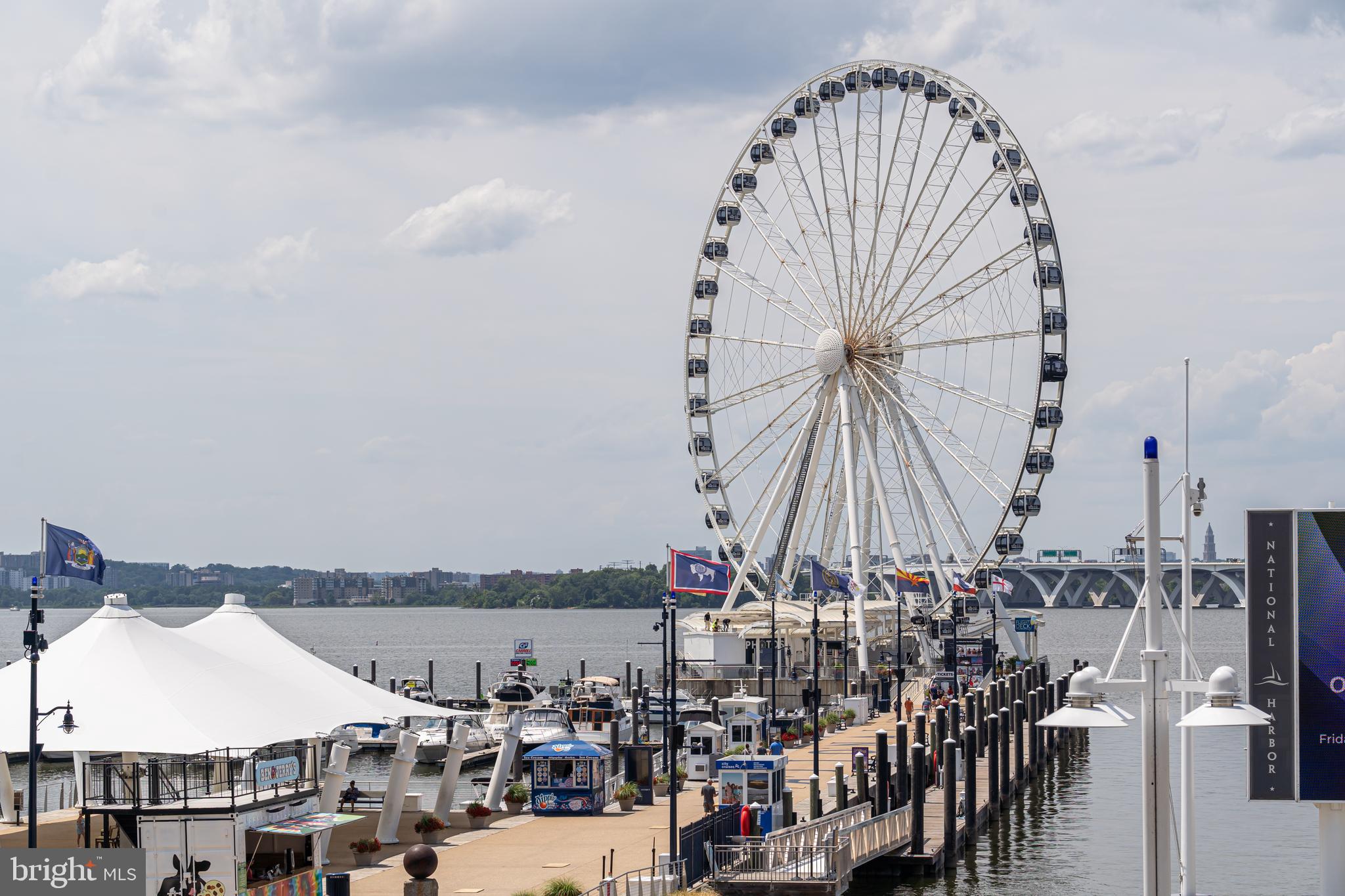 BROOKE MANOR - Residential
