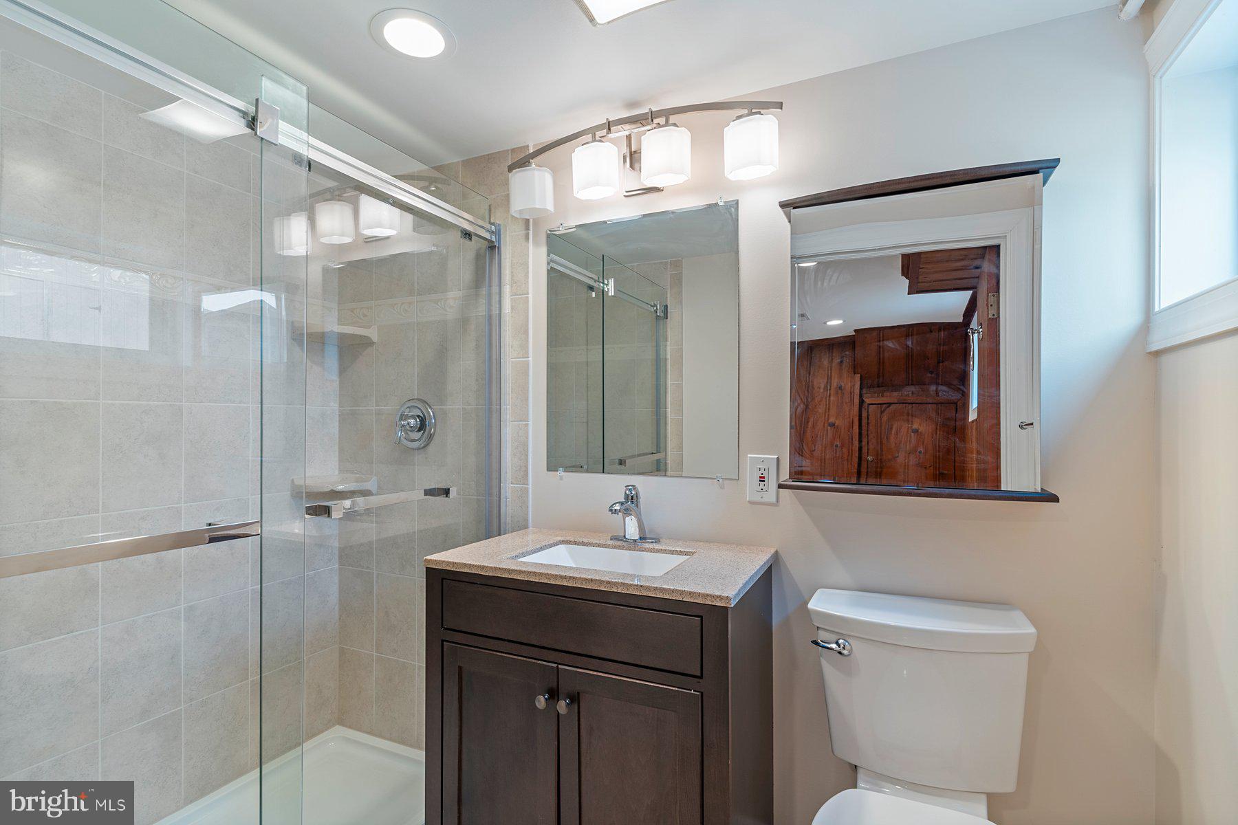 BROOKE MANOR - Residential