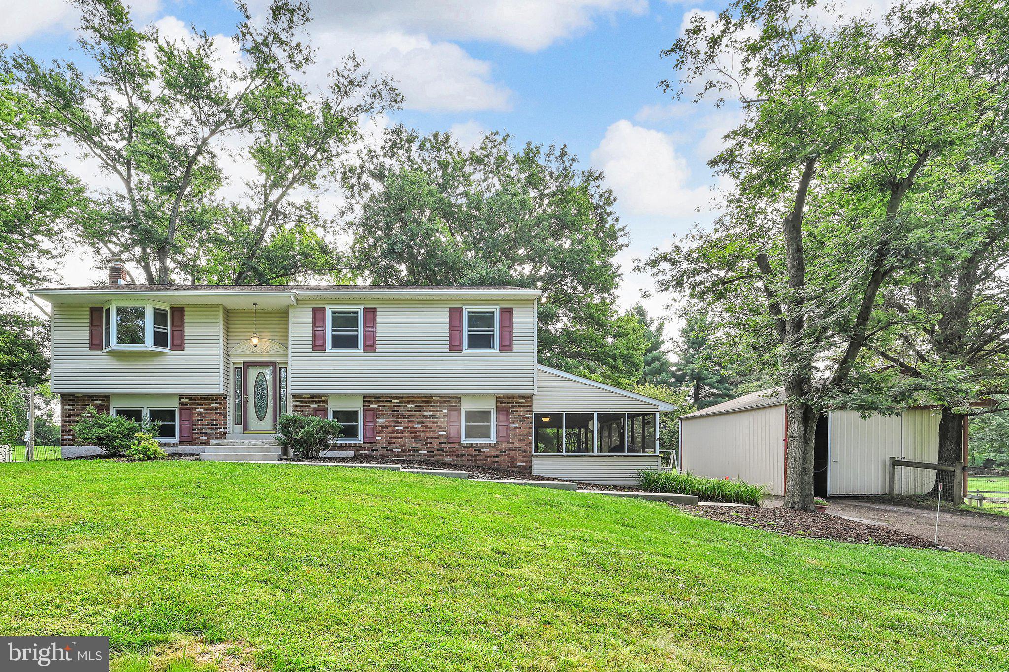 2900 THOMPSON ROAD