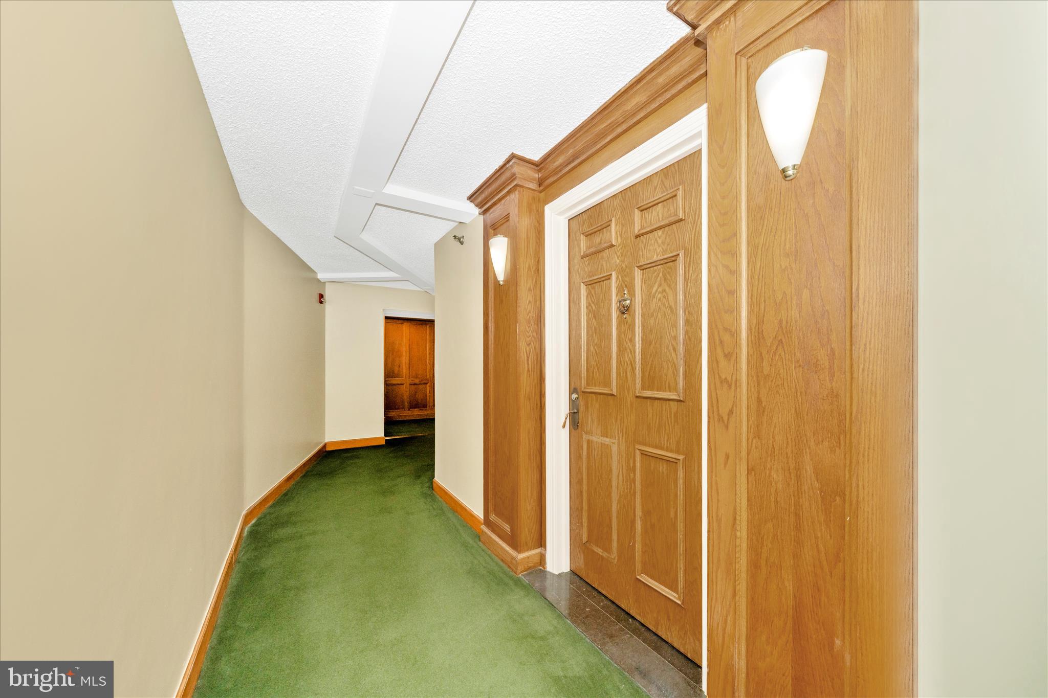 1080 WISCONSIN AVENUE NW 3001