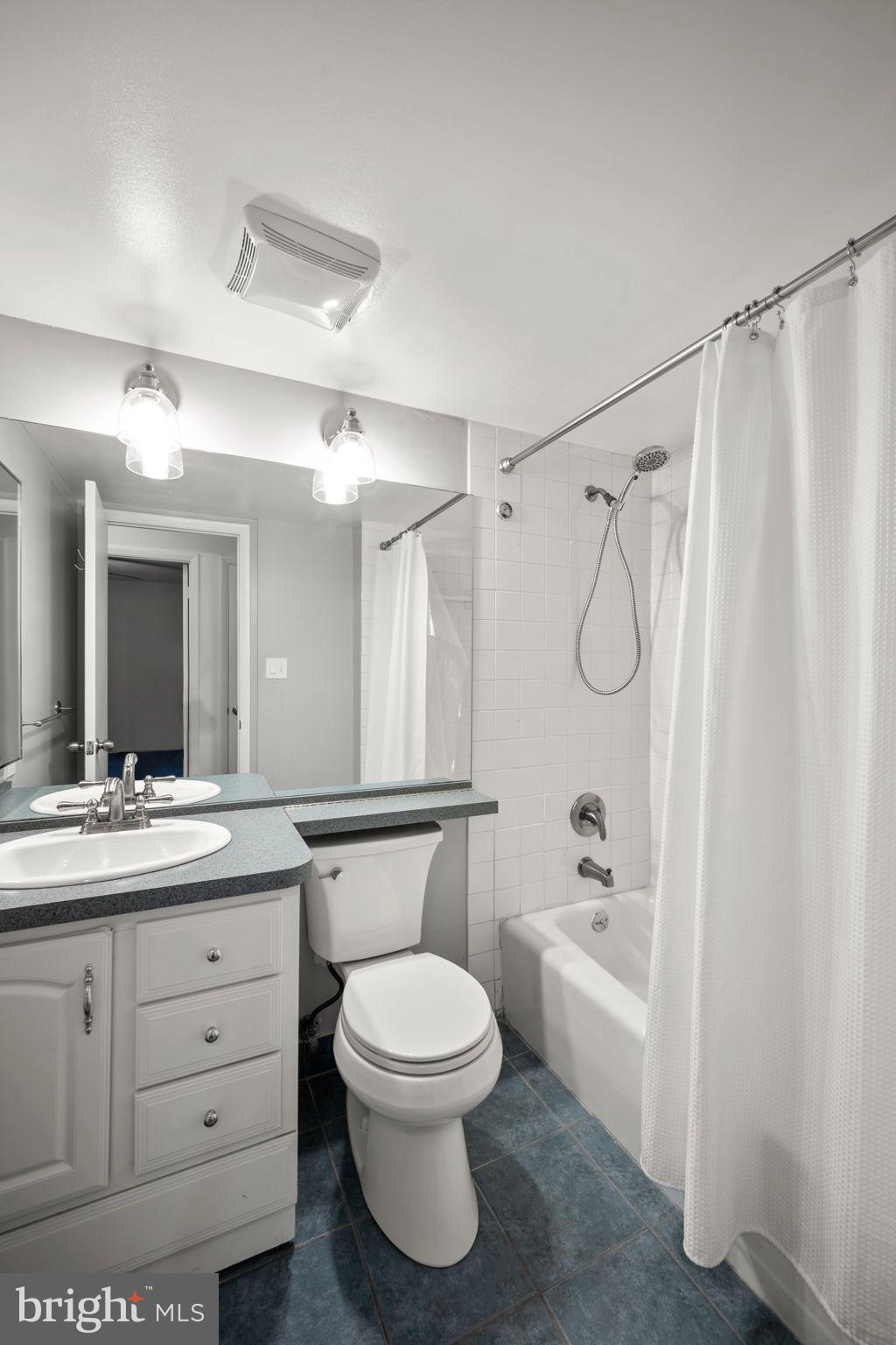 STEVENSON VILLAGE CONDO - Residential