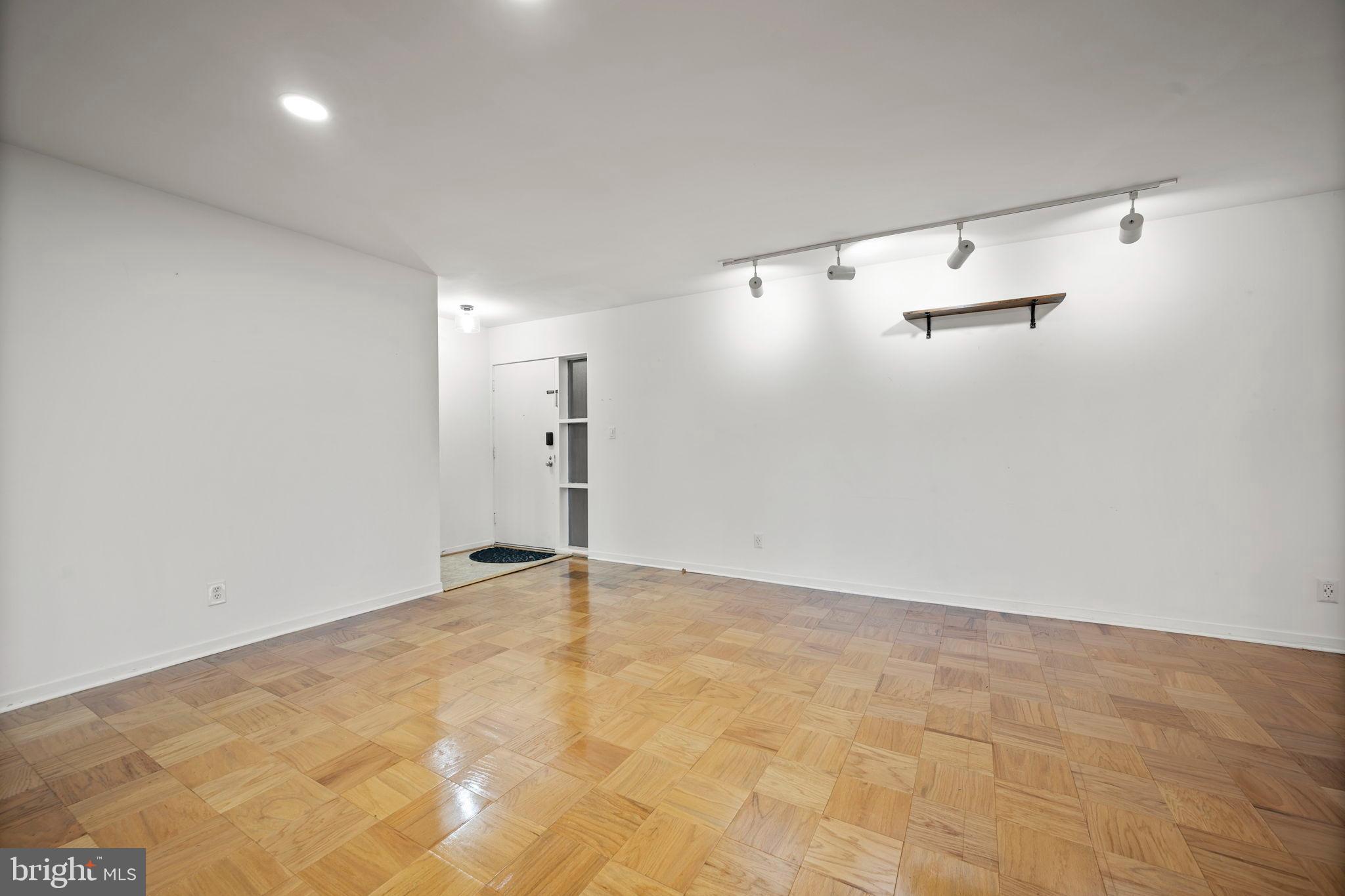 STEVENSON VILLAGE CONDO - Residential