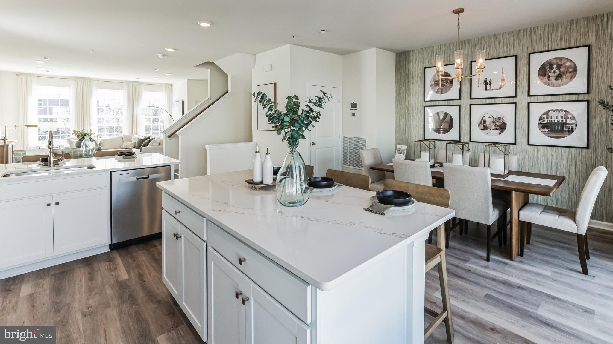 STEELPOINTE - Residential