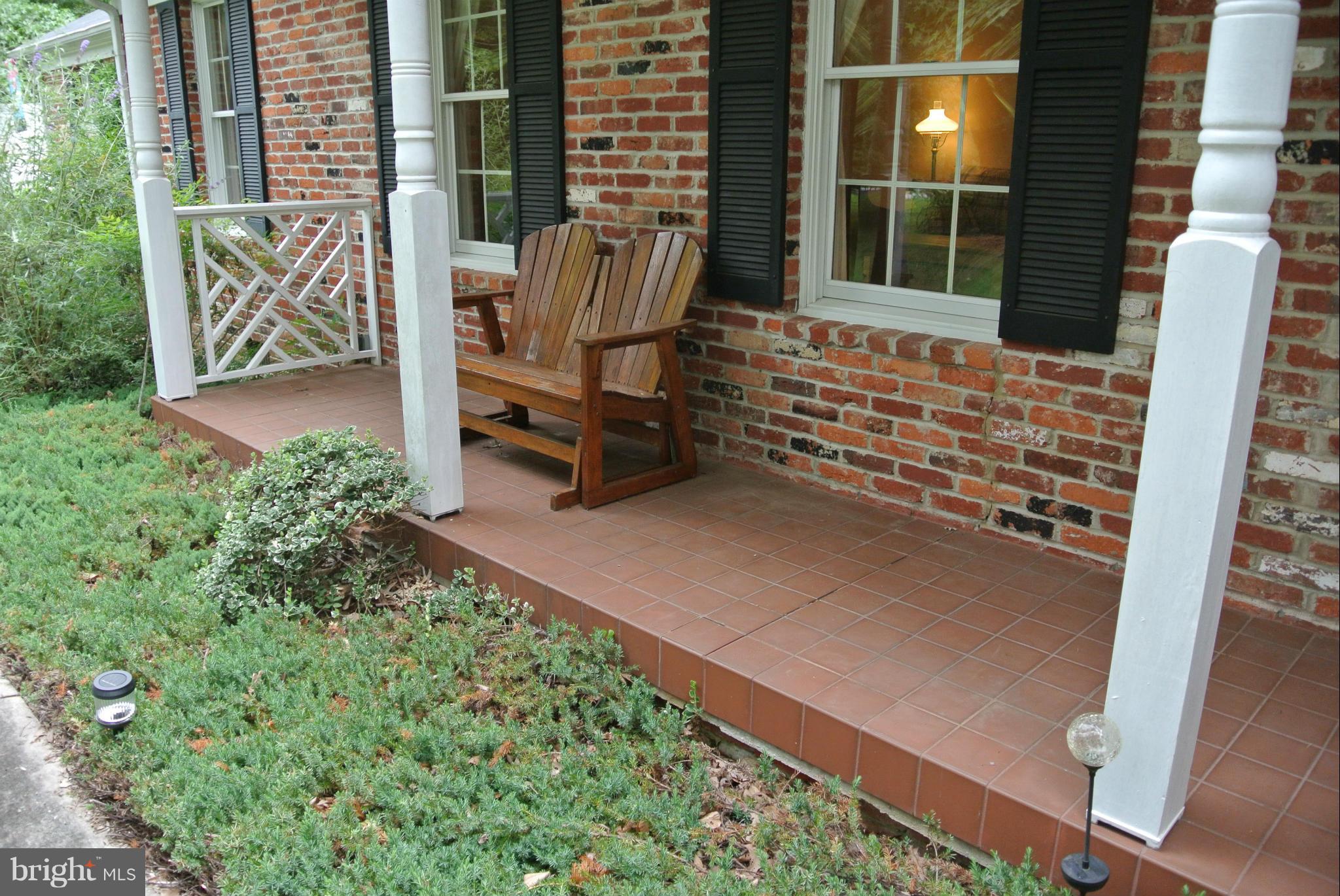 CHAPEL POINT WOODS - Residential