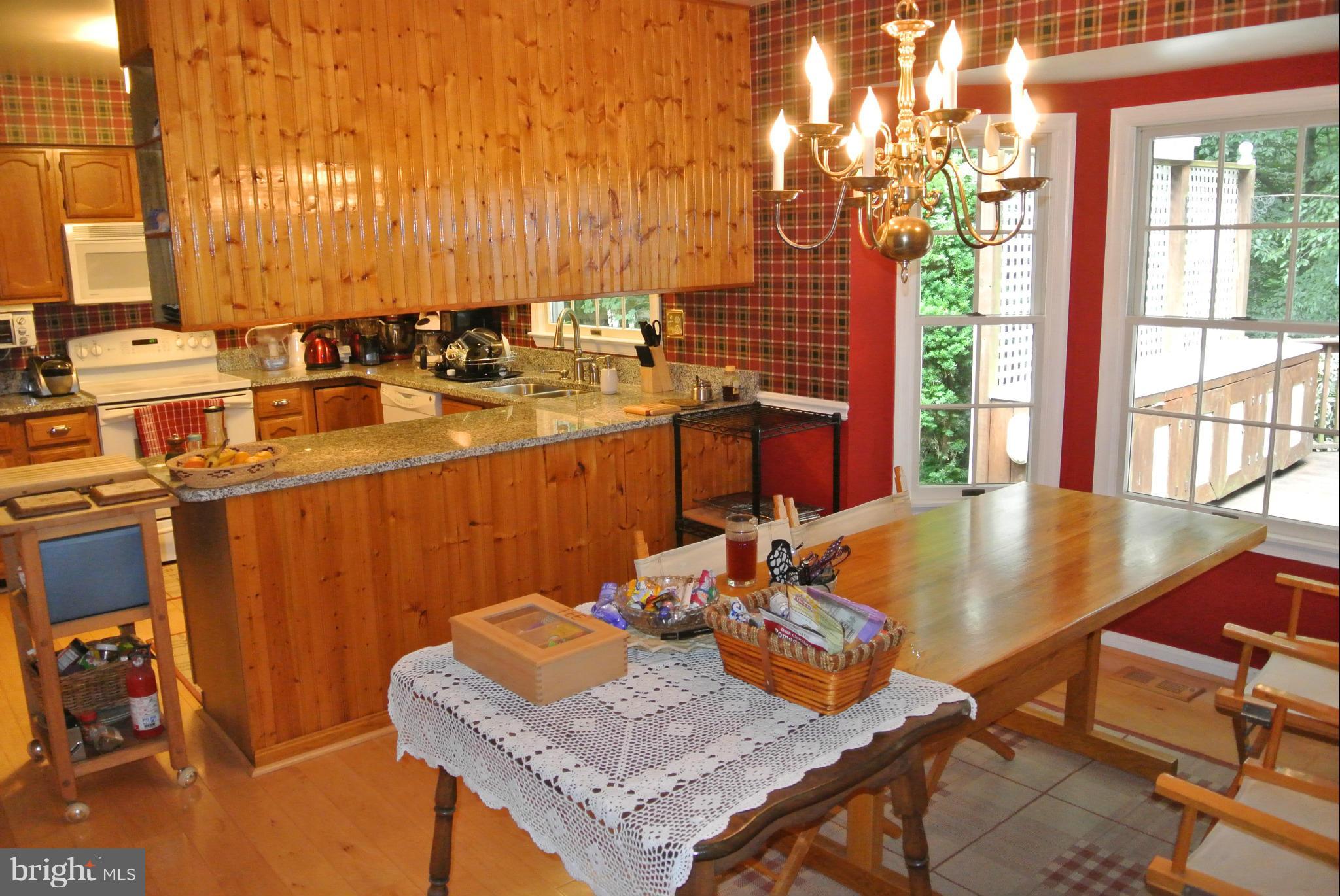 CHAPEL POINT WOODS - Residential