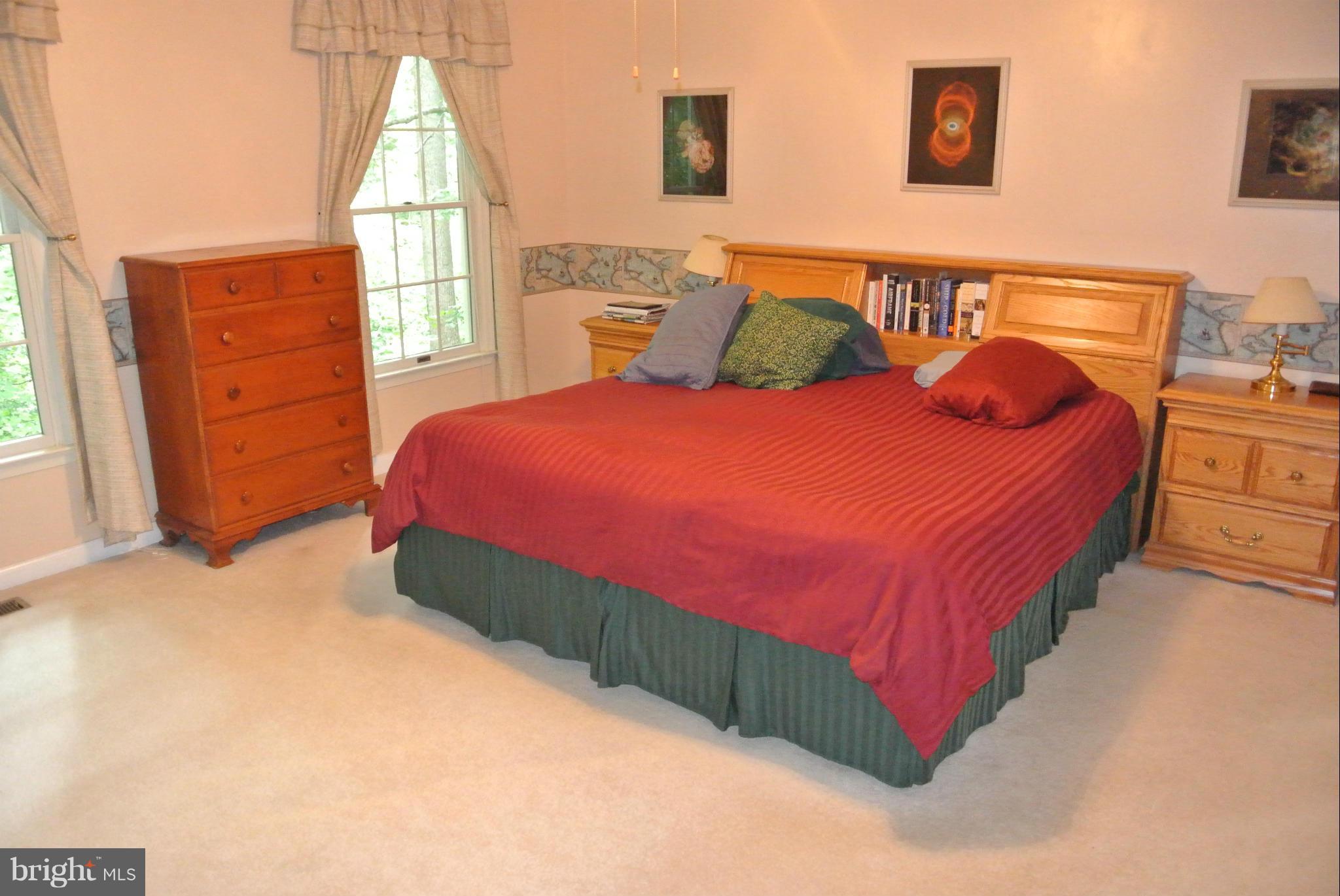 CHAPEL POINT WOODS - Residential