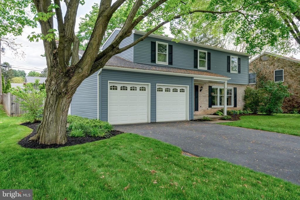 Photo of 445 HAVERHILL RD, LANCASTER, PA 17601 (MLS # PALA2033874)