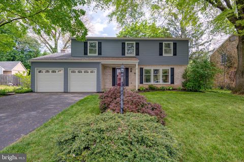 Photo of 445 HAVERHILL RD, LANCASTER, PA 17601 (MLS # PALA2033874)