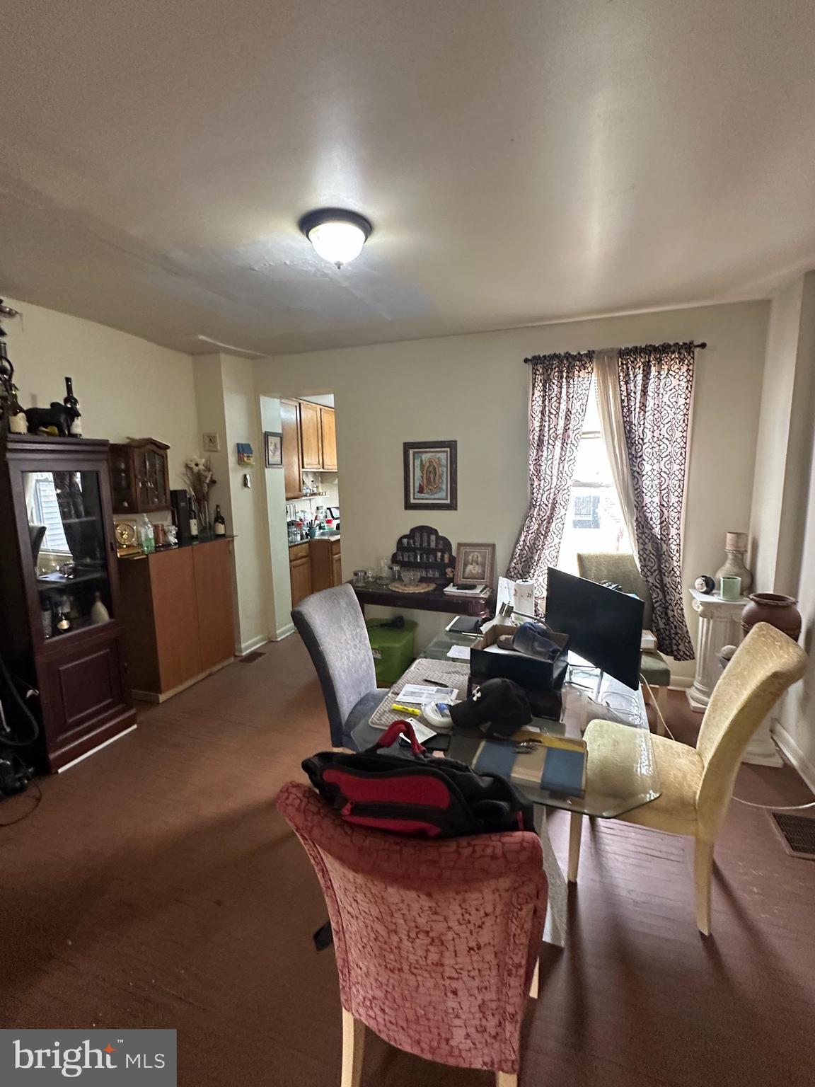 3518 ESTHER PLACE