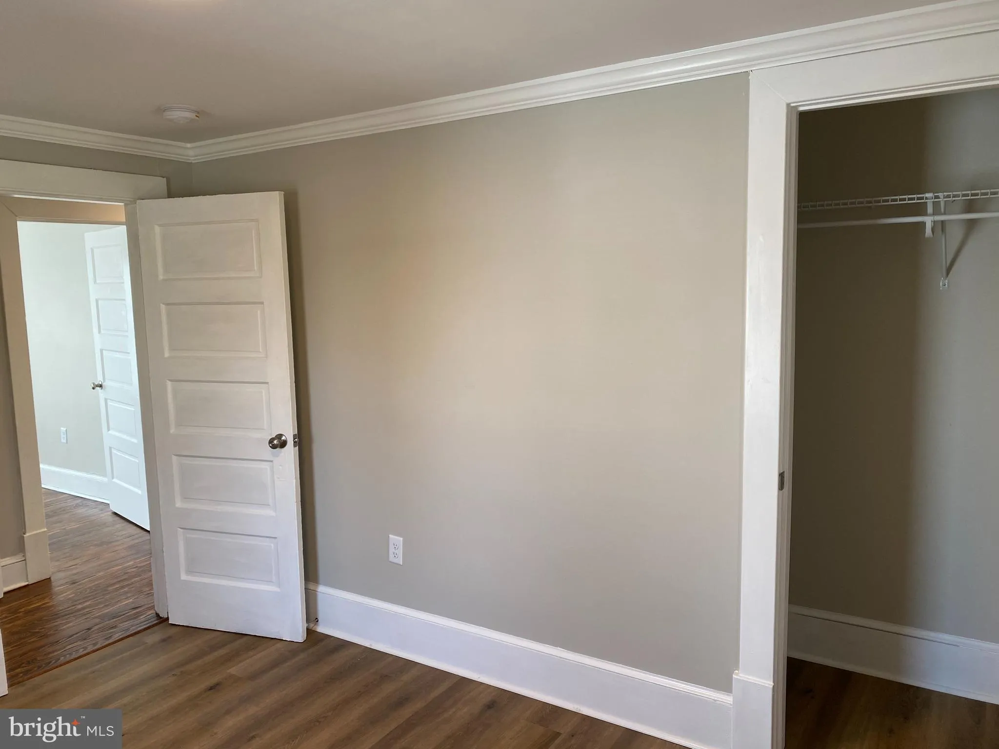 Winchester, Virginia 22601, United States, 4 Bedrooms Bedrooms, ,2 BathroomsBathrooms,Residential,Pending,23762