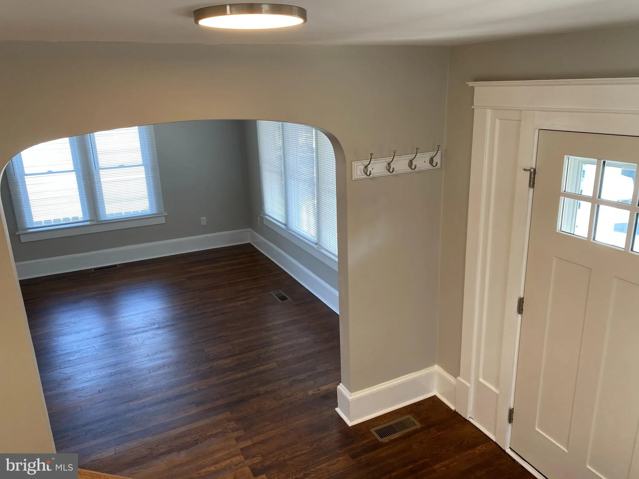 Winchester, Virginia 22601, United States, 4 Bedrooms Bedrooms, ,2 BathroomsBathrooms,Residential,Pending,23762