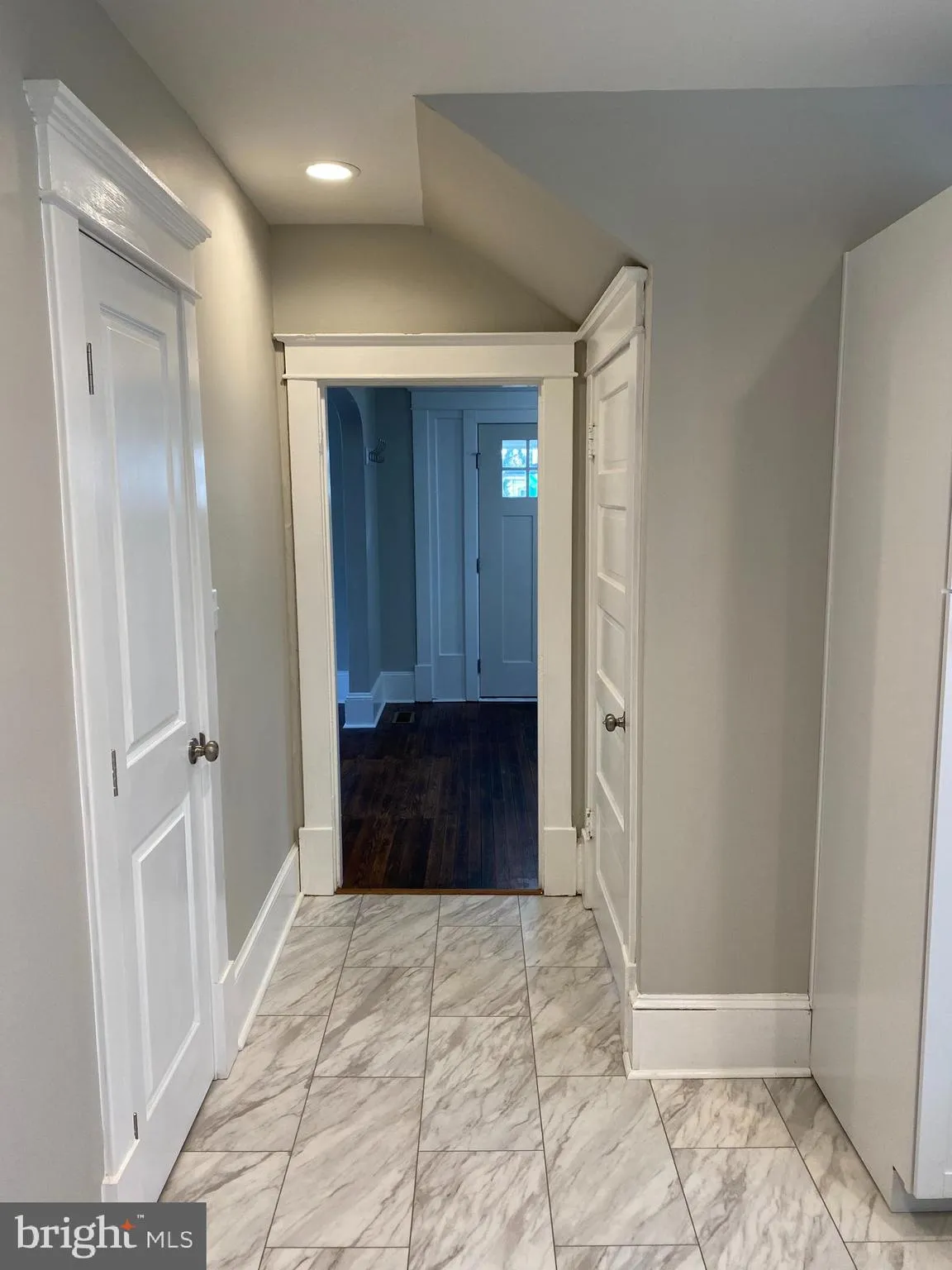 Winchester, Virginia 22601, United States, 4 Bedrooms Bedrooms, ,2 BathroomsBathrooms,Residential,Pending,23762