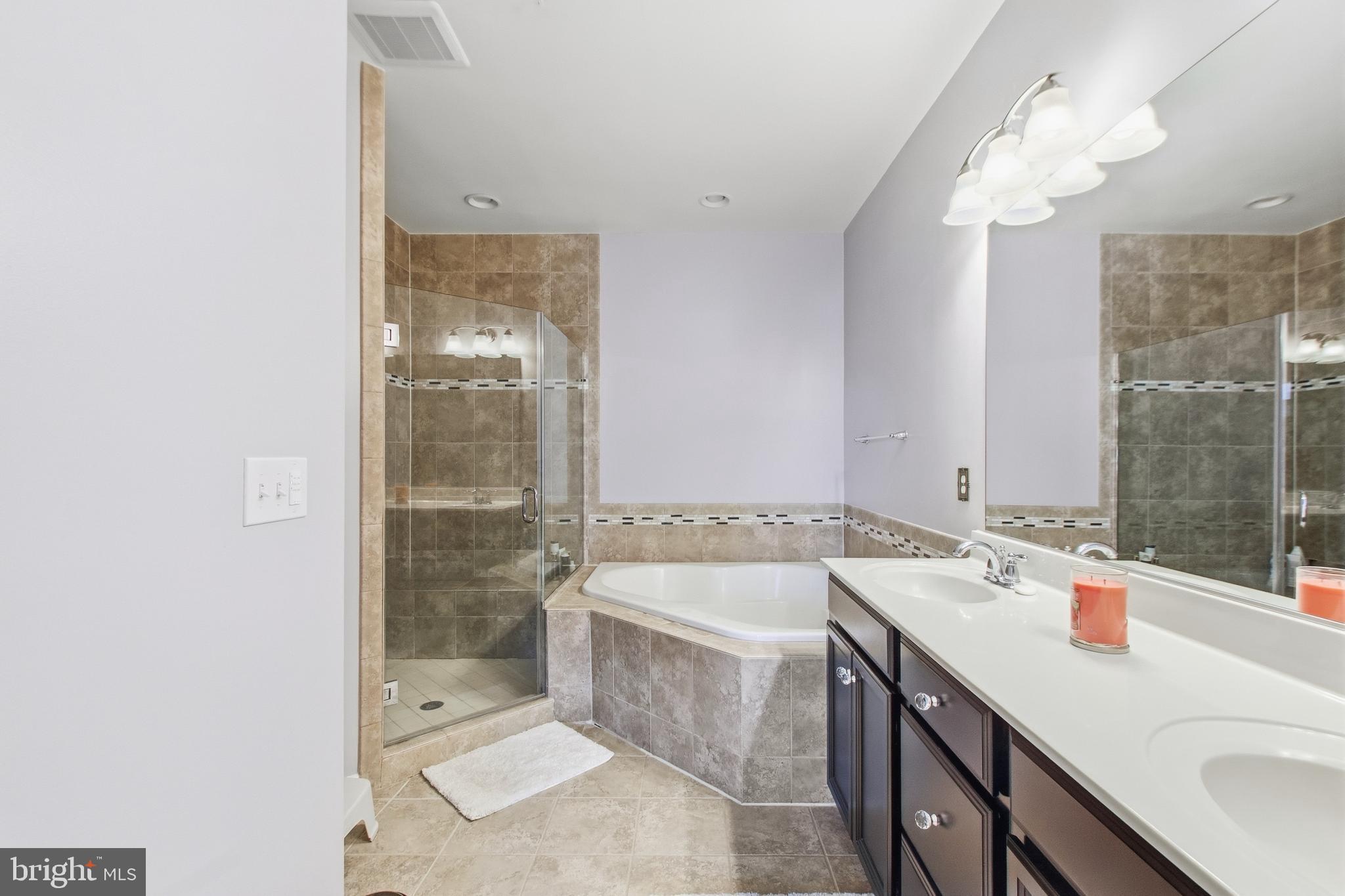 POTOMAC OVERLOOK AT NATIONAL HARBOR - Residential