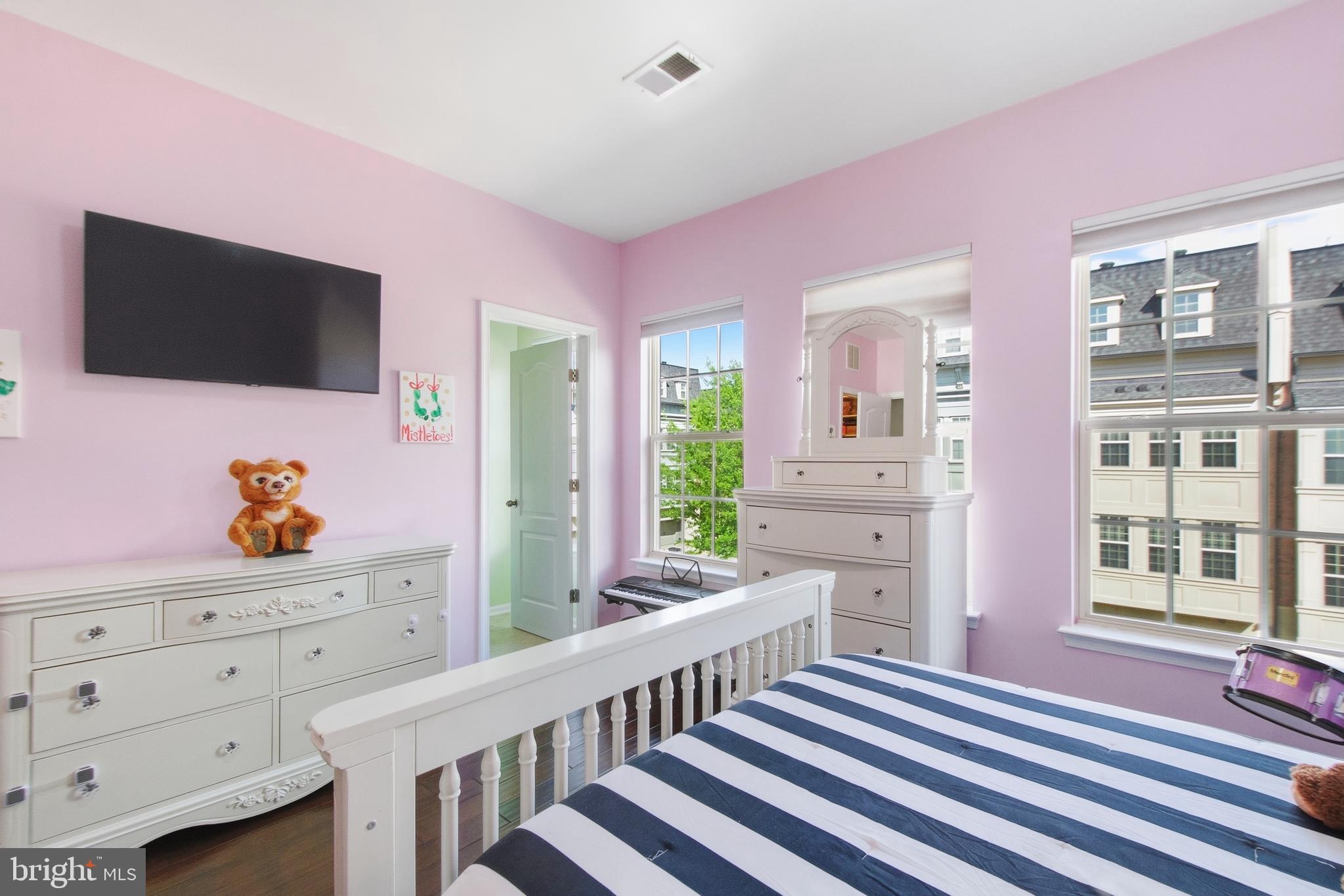 POTOMAC OVERLOOK AT NATIONAL HARBOR - Residential
