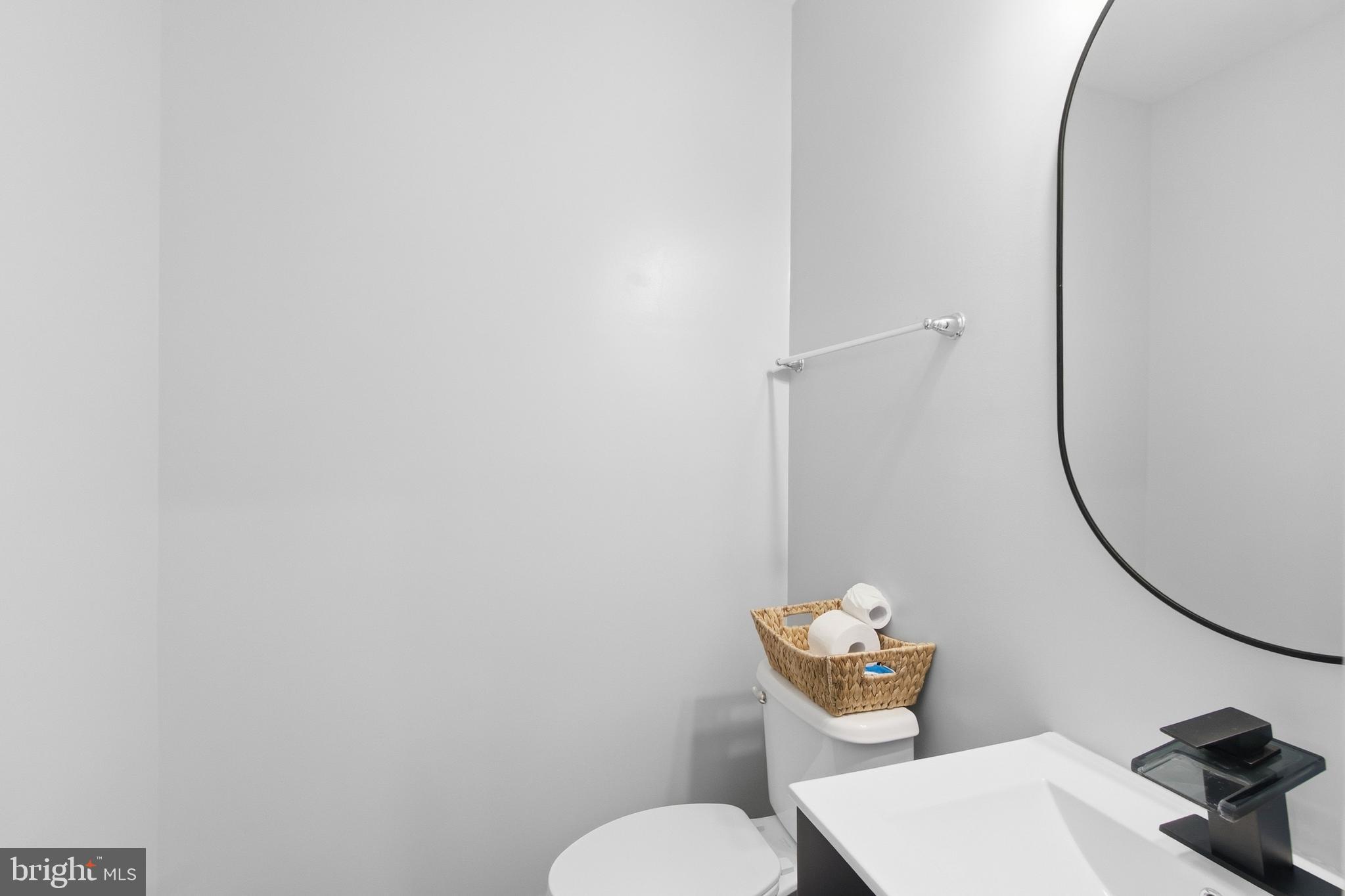 POTOMAC OVERLOOK AT NATIONAL HARBOR - Residential
