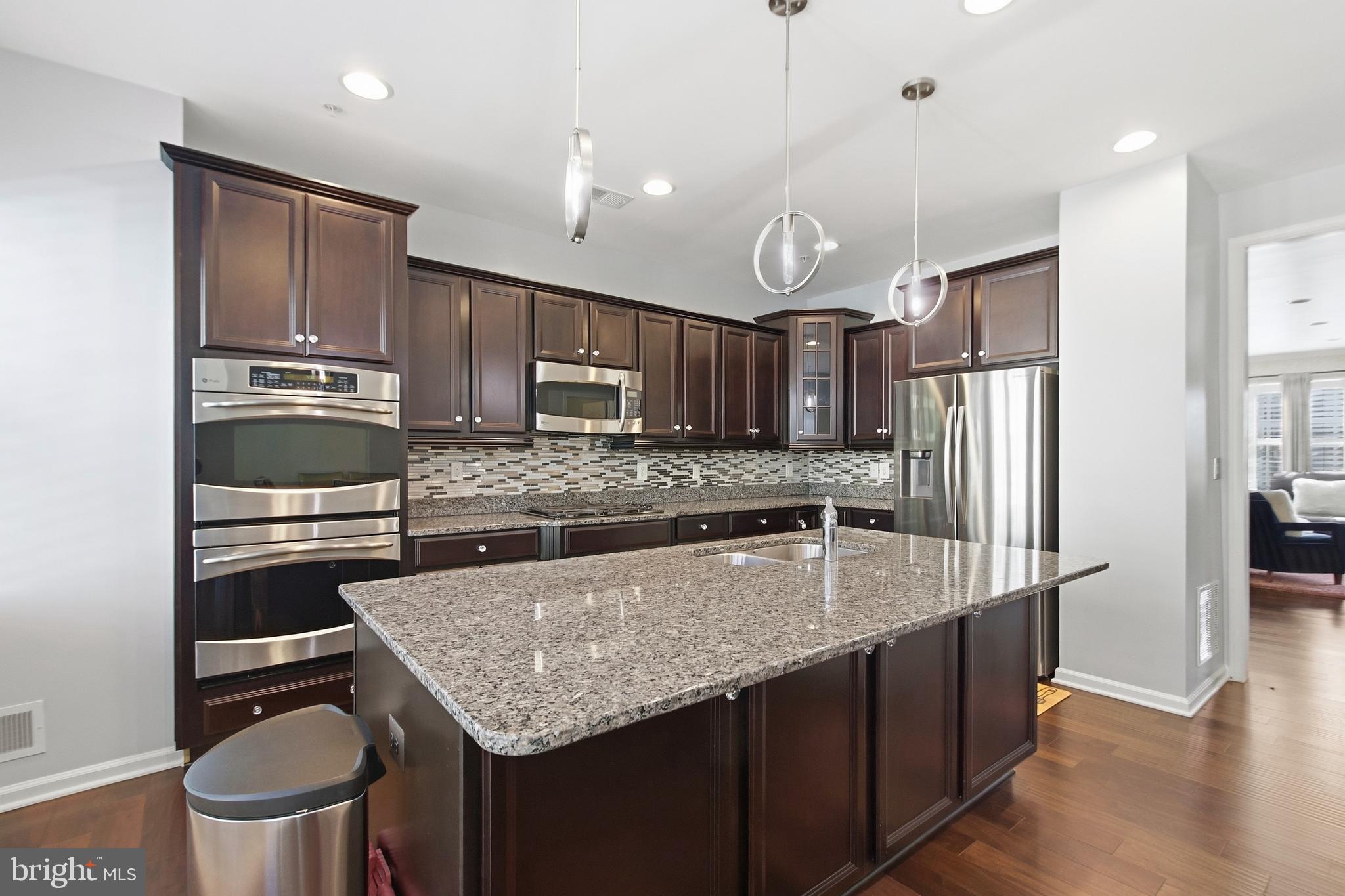 POTOMAC OVERLOOK AT NATIONAL HARBOR - Residential