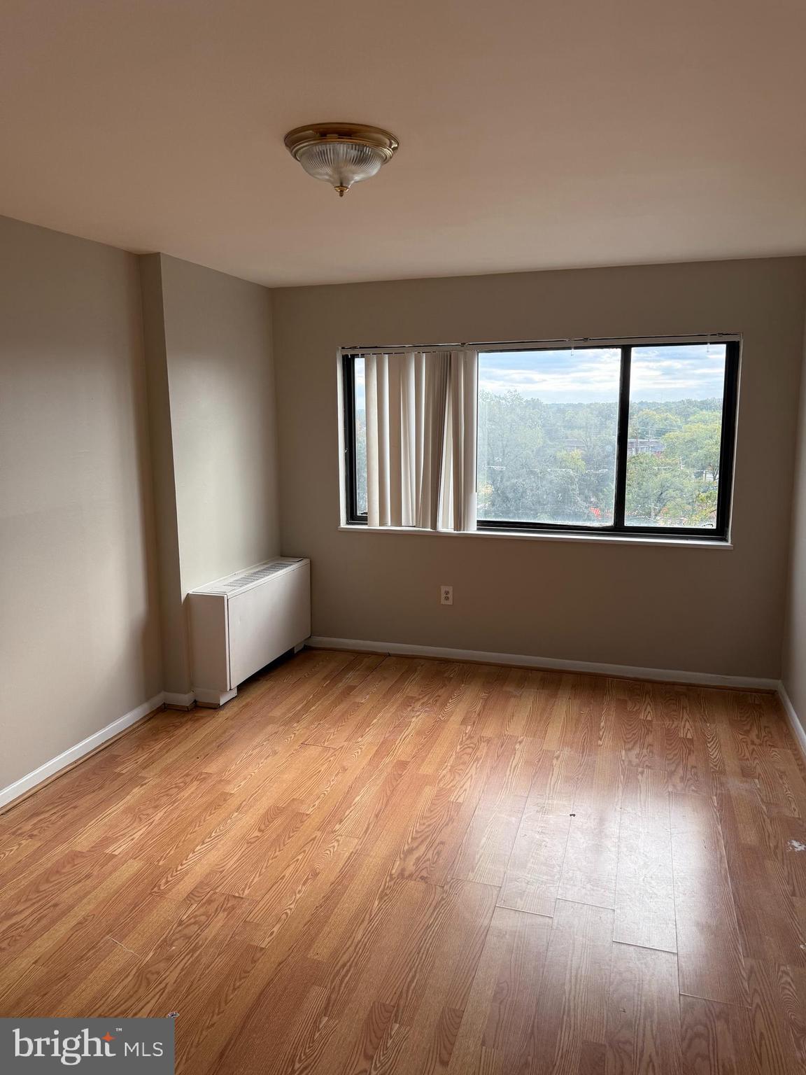 PINEWAY TOWERS - Residential Lease