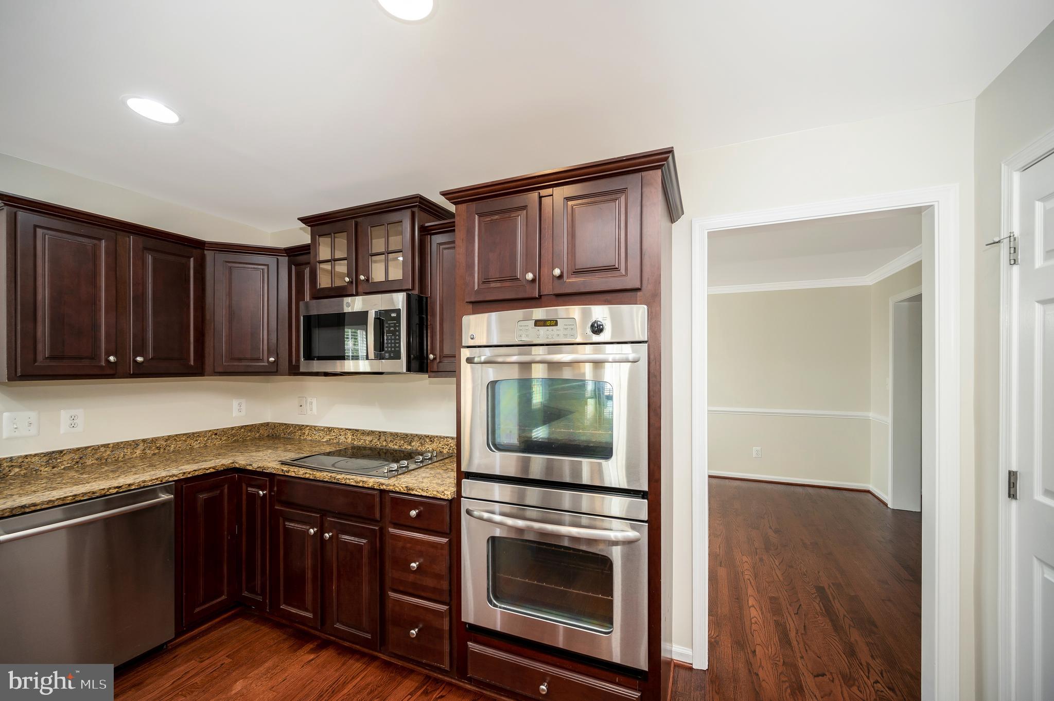 PORT POTOMAC - Residential