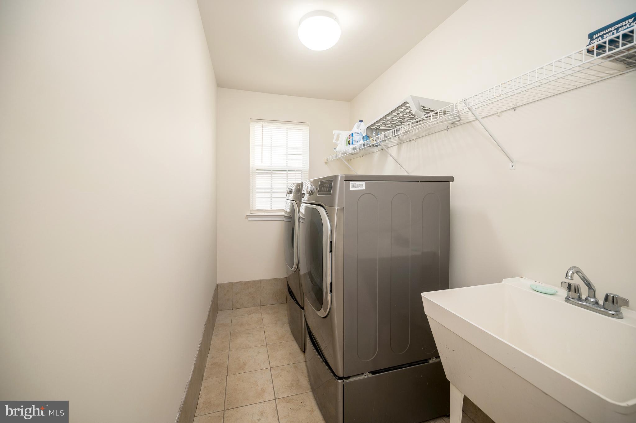 PORT POTOMAC - Residential