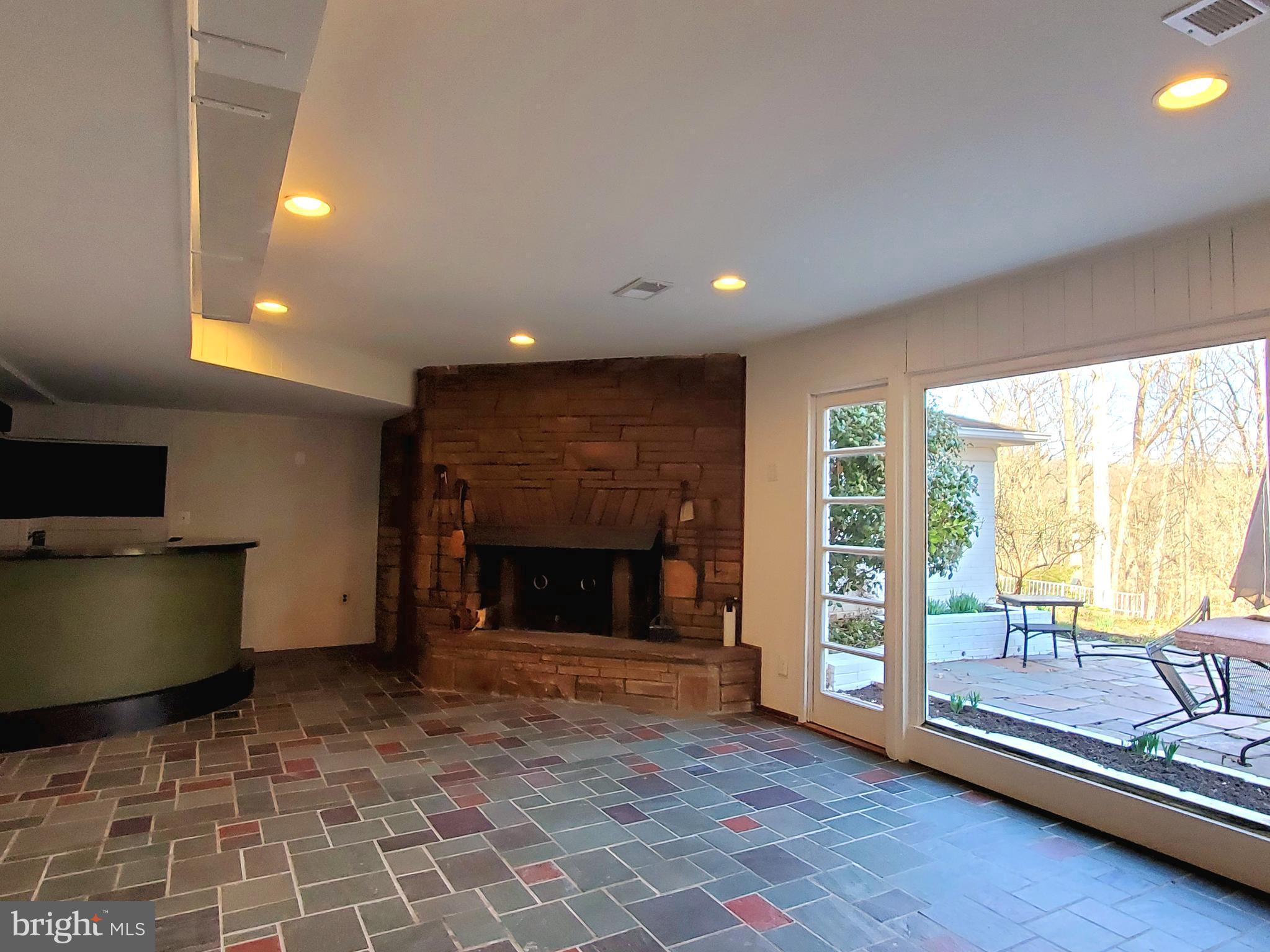 CONGRESSIONAL FOREST - Residential Lease